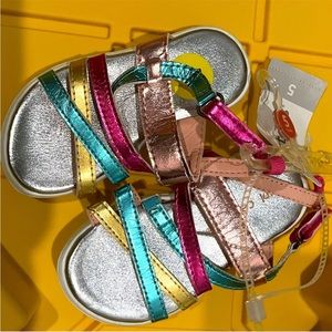 BNWT size 5 MultiColor Kids shoes